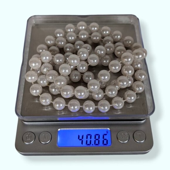 (2/$20) White Faux Pearl Infinity Necklace - Picture 4 of 4